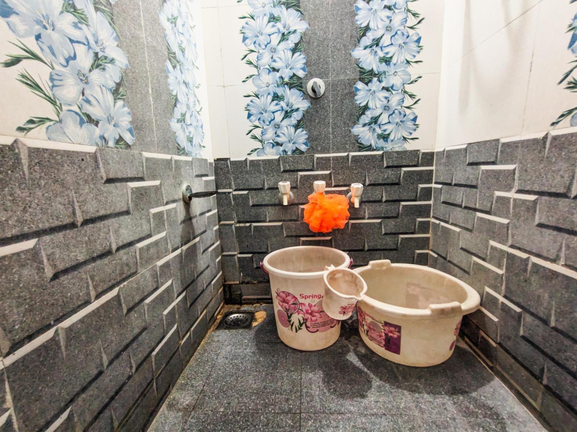 Bhavya Homestay Garudeshwar 外观 照片