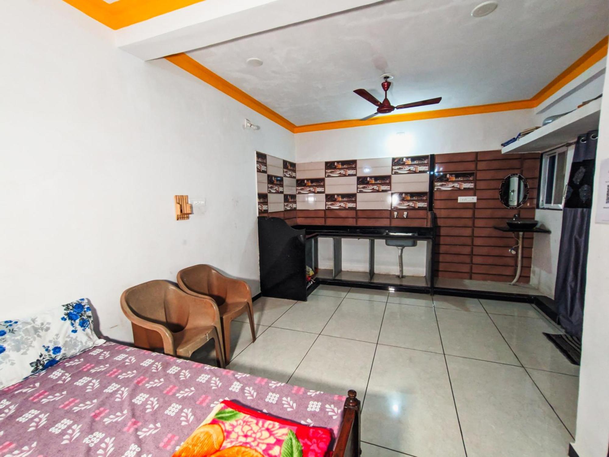 Bhavya Homestay Garudeshwar 外观 照片